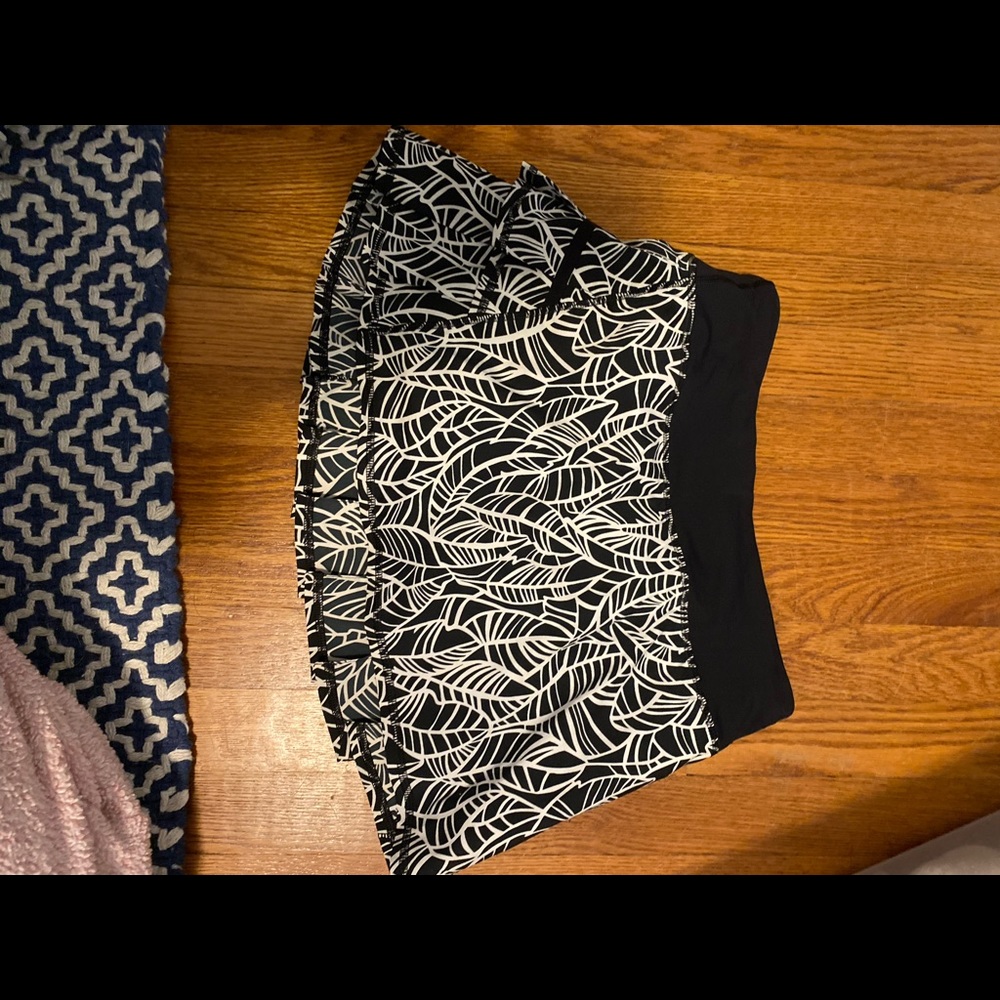 Lulu skort